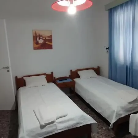 Frinda, Next To The Sea Apartament Akrogiali